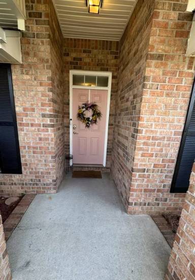 Main picture of 4930 Chads Cir