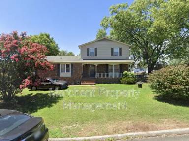 Main picture of 202 Wexford Dr