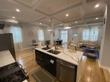 Main picture of 2912 Grindon Ave