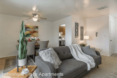 Main picture of Lakeshore Place Apartments