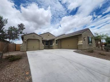 Main picture of 18380 W Sandlewood Dr