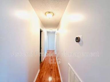 Main picture of 10156 Baker Boy Dr