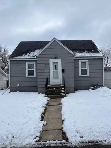 Main picture of 2023 8th Ave N