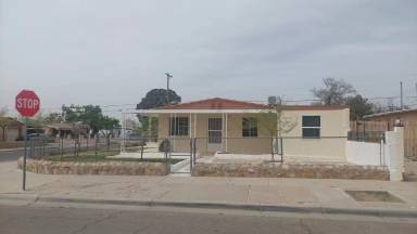 Main picture of 675 Santa Barbara Dr
