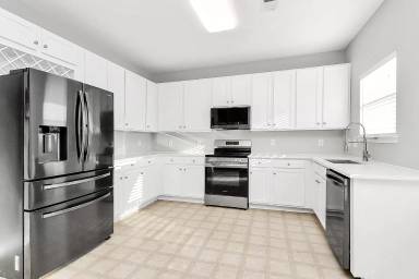 Main picture of 610 Latimer Way