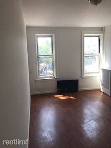 Main picture of 507 82nd St