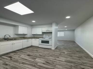 Main picture of 4019 E Desert Cactus St