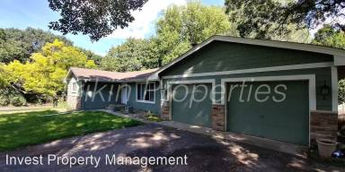 Main picture of 15017 Oakland Ave