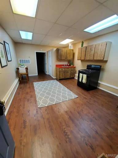 Main picture of 2761-2765 Gravois Ave
