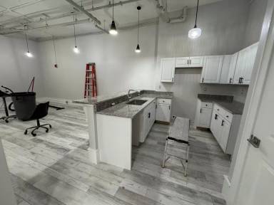 Main picture of 21 Temple Pl