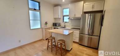 Main picture of 826 3rd St