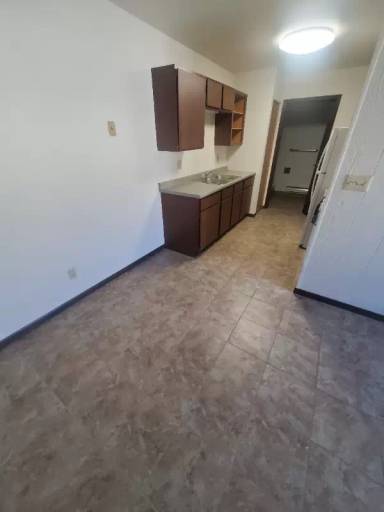 Main picture of 1729 La Crescent St
