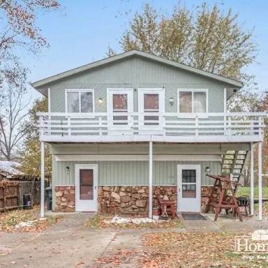 Main picture of 1313 S 31st St - B-1