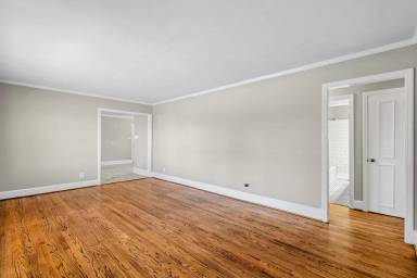 Main picture of 904 S Williamson Ave