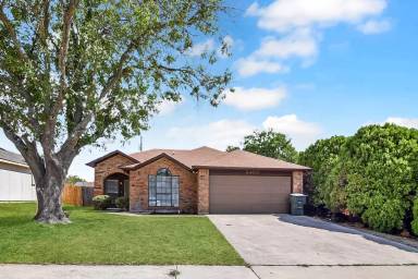 Main picture of 2403 Cactus Dr