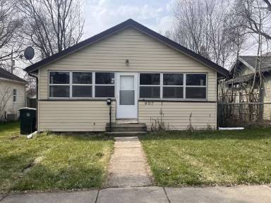 Main picture of 811 S 35th St