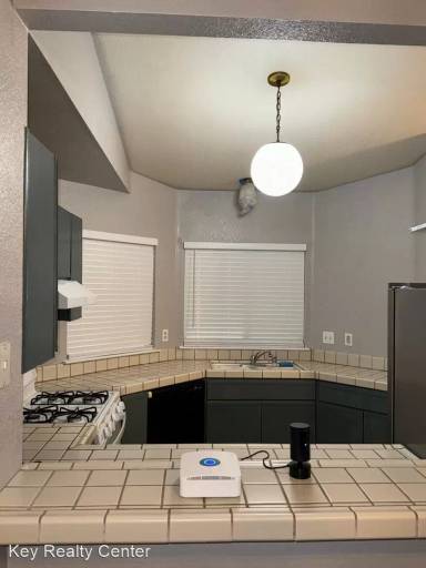 Main picture of 8124 Port Royale Way