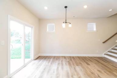 Main picture of 3609 Corbett St