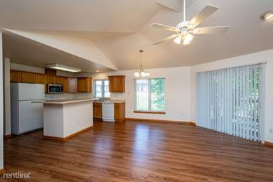Main picture of 10 Redtail Ct