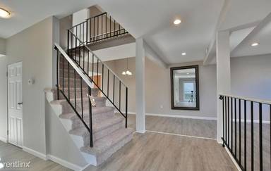 Main picture of 13301 Schwenger Pl