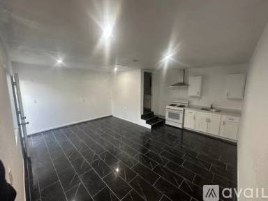Main picture of 12067 Roswell Ave