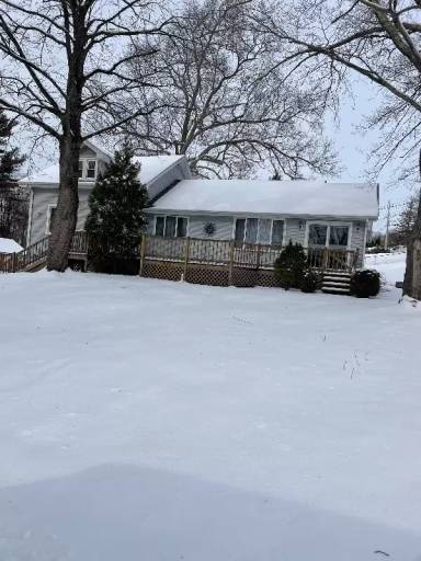 Main picture of 17 Berkshire Ave