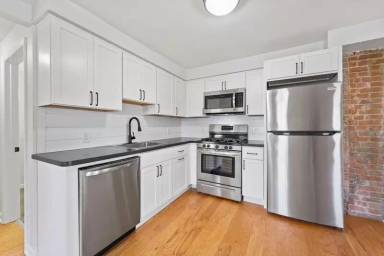 Main picture of 42 Saratoga Ave