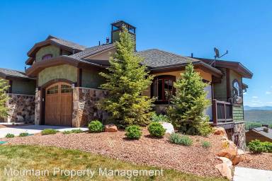 Main picture of 4212 Fairway Ln