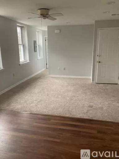 Main picture of 905 Lafayette Ave