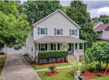 Main picture of 330 Thelmar Ln