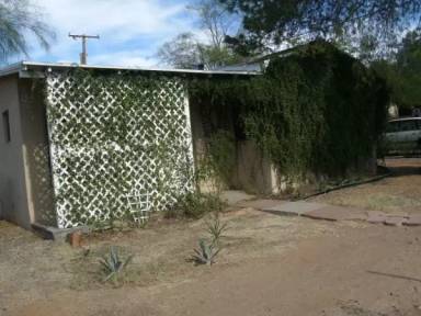 Main picture of 4565 E Linden St