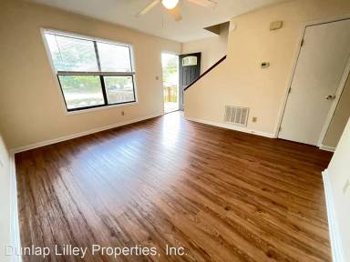 Main picture of 407 S Merritt Mill Rd