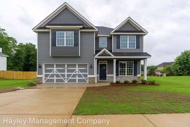 Main picture of 555 Northbrook Dr
