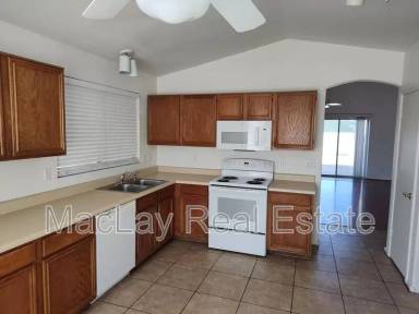 Main picture of 510 W Sereno Dr