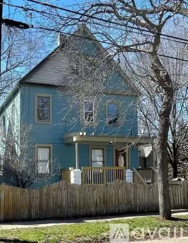 Main picture of 3290 W 17th St