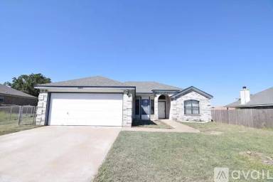 Main picture of 3405 Rainforest Ln