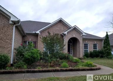 Main picture of 240 Heritage Mill Dr