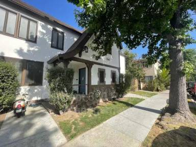 Main picture of 420 Orange Ave