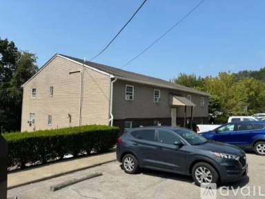 Main picture of 556 Nellie St