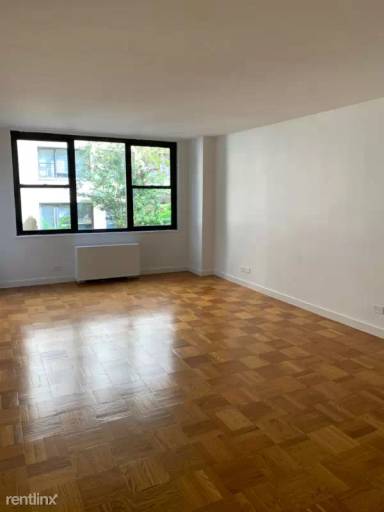 Main picture of 333 E 49th St Apartments