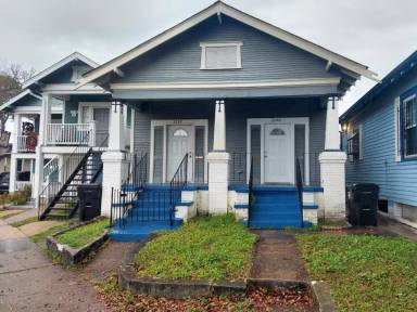 Main picture of 2126 N Broad St