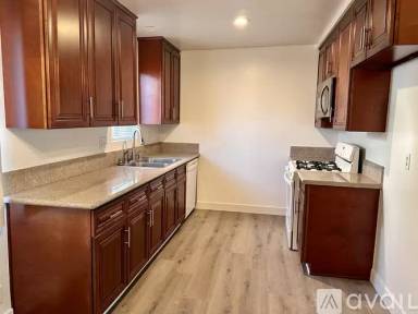 Main picture of 3242 Fairesta St