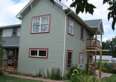 Main picture of 704 Progress St NE