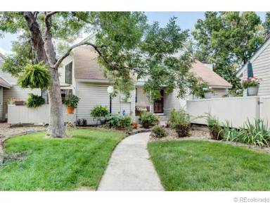 Main picture of 2443 S Xanadu Way