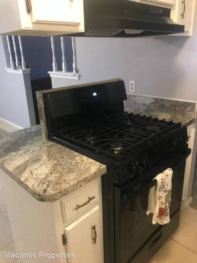 Main picture of 2805 Lawton Dr