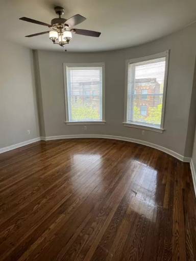 Main picture of 4013 S Calumet Ave