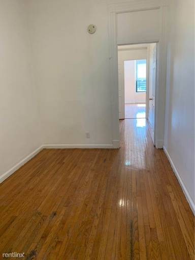 Main picture of 289 Bleecker St