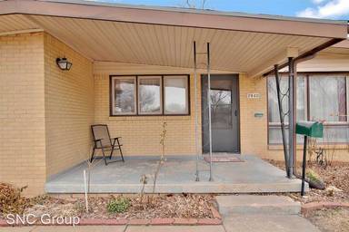 Main picture of 2840 S Bennett Ave