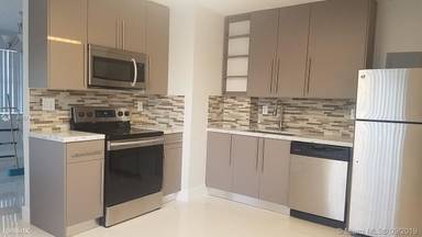 Main picture of 7418 SW 21st St