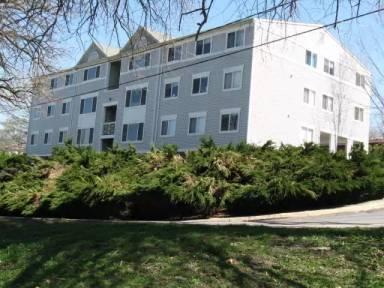 Main picture of 303 White St